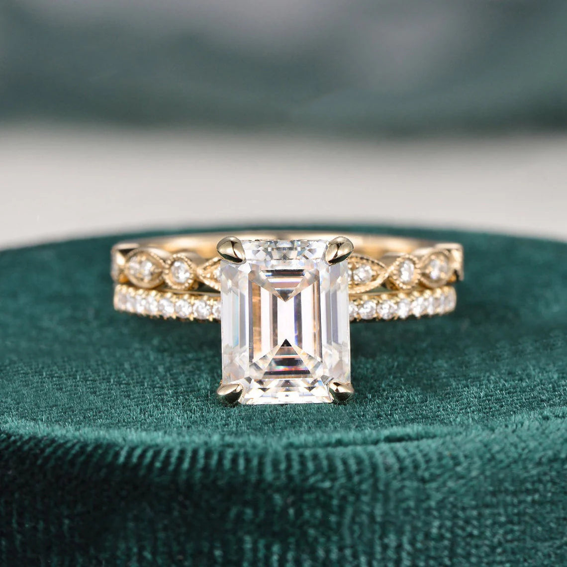 2.50 CT Emerald Cut Solitaire Style Moissanite Bridal Ring Set