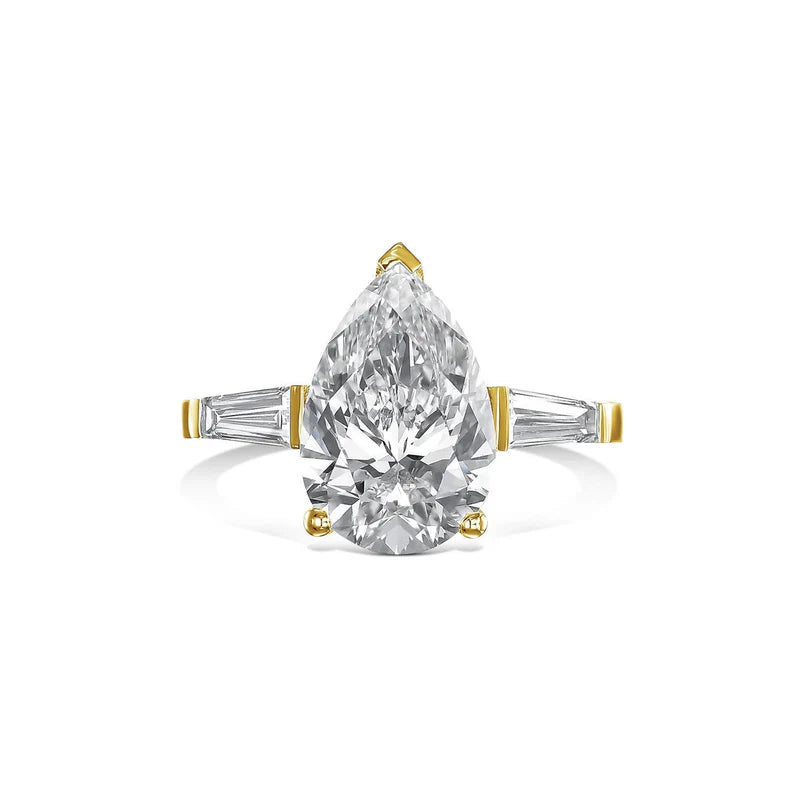 2.0 CT-4.0 CT Pear CVD Lab Grown Diamond Three Stone Engagement Ring